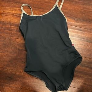 Yumiko Fiona leotard